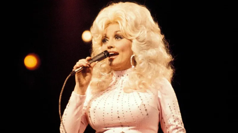 Dolly Parton y el estilo legendario que la posicionó como la reina del country
