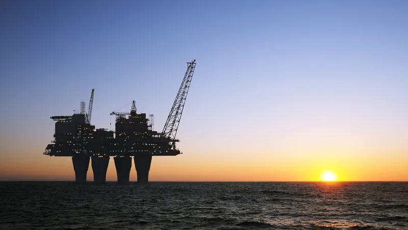 Las tres mayores empresas petroleras del mundo anuncian que no operarán en Malvinas