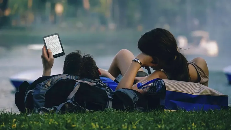 AliExpress rebaja por menos de 100 euros el rival del Kindle perfecto para leer cómodamente