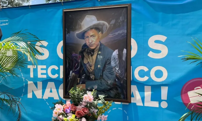 Más de 60 mil estudiantes de Centros Tecnológicos recuerdan al General Sandino