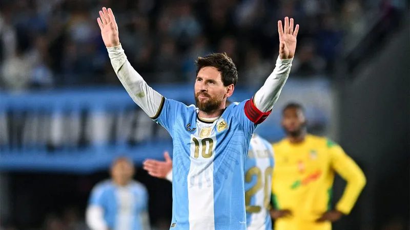 Los récords de leyendas argentinas que Lionel Messi hizo pedazos