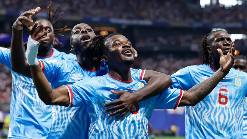 ¡Salta otra sorpresa! Vaya error de Inglaterra y este es el gol de la RD Congo