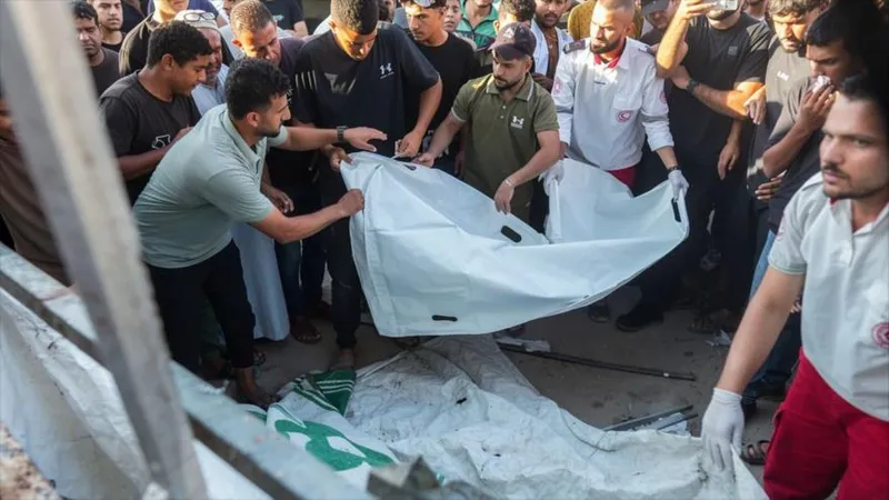 6 palestinos mueren en Gaza por ataques israelíes pese al alto el fuego