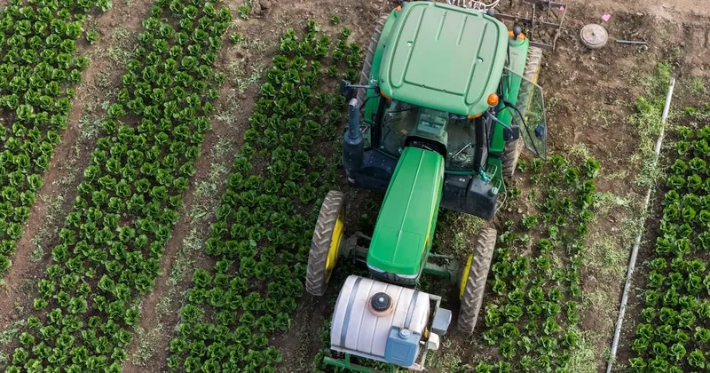 EE.UU. reduce aranceles a equipos agrícolas por aumento de costos en el campo