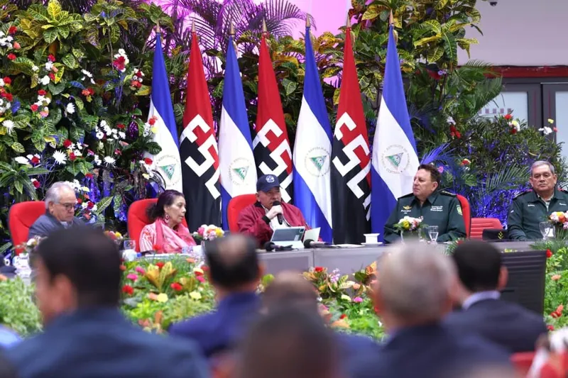 Ejército conmemora 47 años de la Fuerza Aérea y Antiaérea