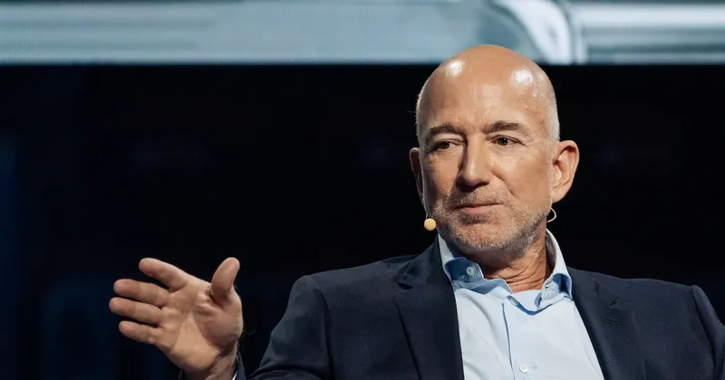 Bezos vende casi US$350 millones en acciones de Amazon tras máximo histórico de la compañía
