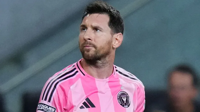 Lionel Messi regresa a la cancha tras la muerte de su padre, Jorge: así fue el partido lleno de emoción
