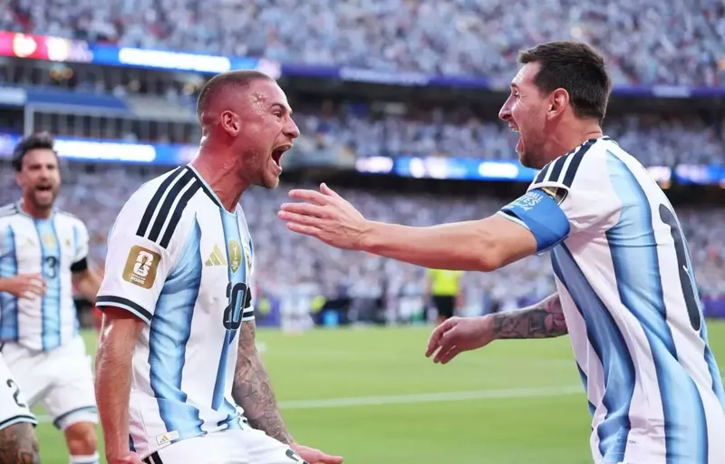 Argentina avanza a semifinales del Mundial tras eliminar a Suiza