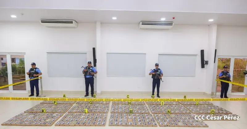 Nuevo golpe al narcotráfico internacional; caen 694 kilos de cocaína proveniente de Costa Rica