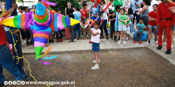 Managua: Entregan parque en el barrio Leningrado en vísperas del Día de la Alegría