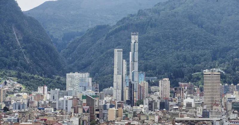 Hasta cuándo hay plazo de pagar el impuesto vehicular y predial en Bogotá