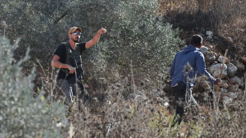 Muere palestino de 19 años por disparos de colonos israelíes en Cisjordania