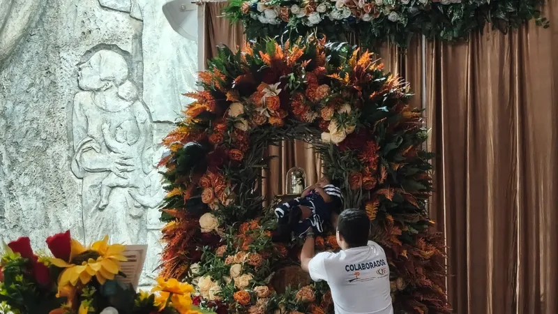 Familias de Managua participan en el retorno de Santo Domingo a Las Sierritas