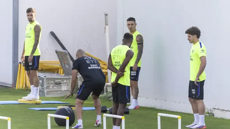 Julián y Simeone hablaron antes del entrenamiento