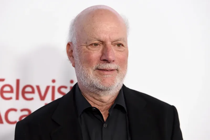 Muere James Burrows, director de “Cheers” y Friends”, a los 85 años