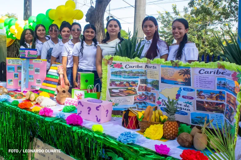 Raíces Vivas de Nicaragua promueve la identidad cultural entre estudiantes universitarios