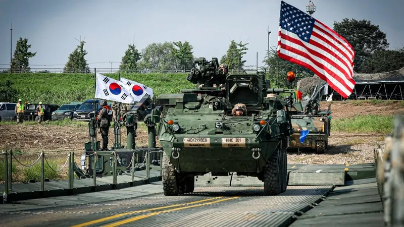 Trump ordena reducir ejercicios militares de Estados Unidos con Corea del Sur