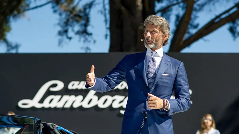 Stephan Winkelmann, CEO de Lamborghini, no teme a las marcas chinas: “No son una amenaza porque están haciendo coches eléctricos”