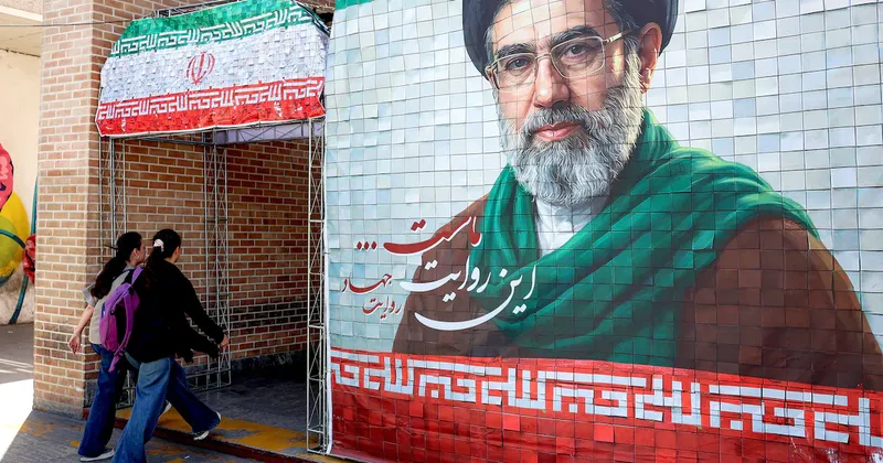 Líder supremo de Irán dice que no habrá vuelta atrás para Medio Oriente tras la guerra