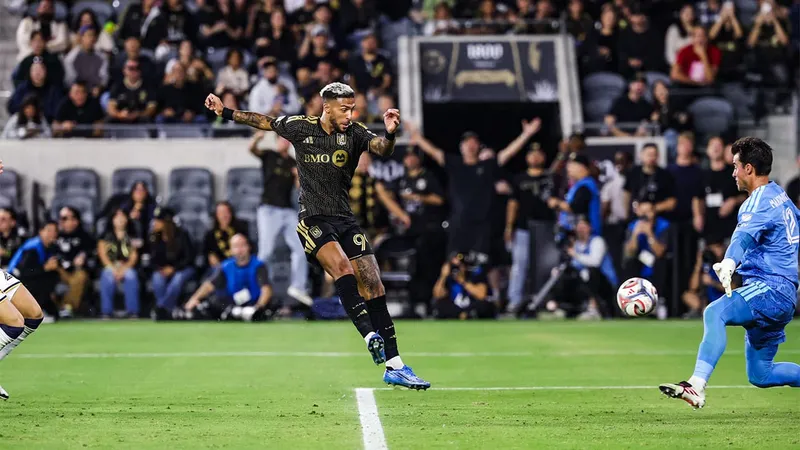 Otra noche de pesadilla para el LA Galaxy ante su acérrimo rival