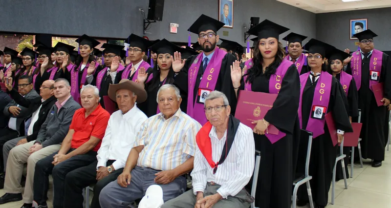 Rosario, informa a las familias sobre temas educativos