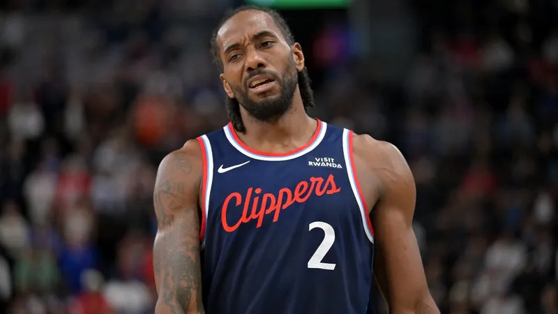 La NBA paraliza la llegada de Kawhi a los Raptors