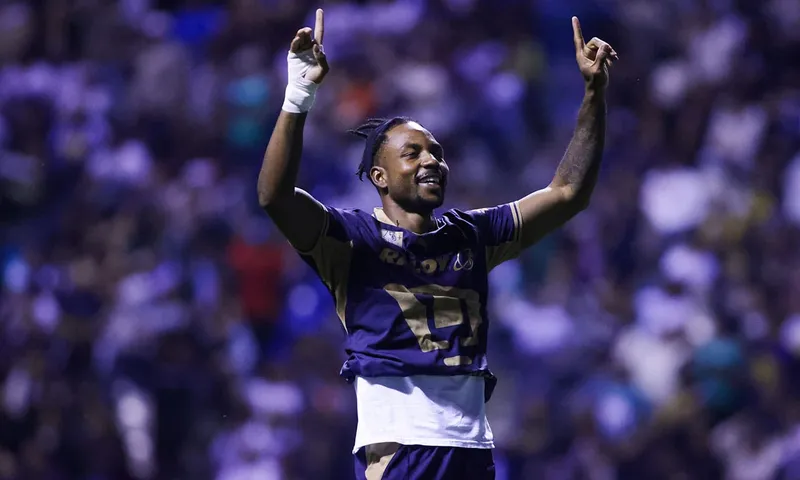 Pumas ganó y revivió sus esperanzas de Liguilla