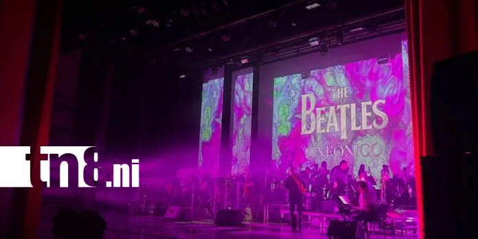 El Teatro Nacional vibró con un homenaje sinfónico a The Beatles