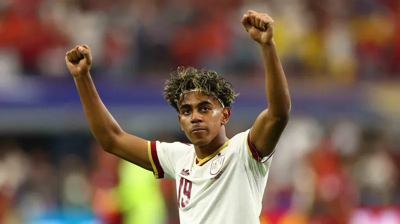 España pone a prueba su invicto ante una Bélgica inspirada