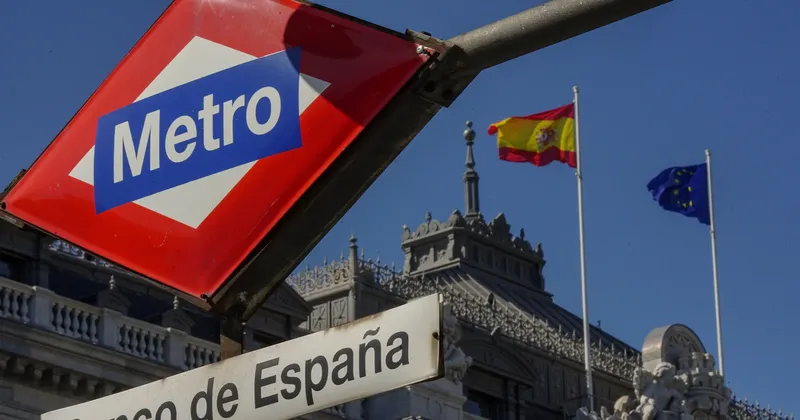 El empleo latino en España fortalece corredores de remesas hacia Colombia, Ecuador y Perú
