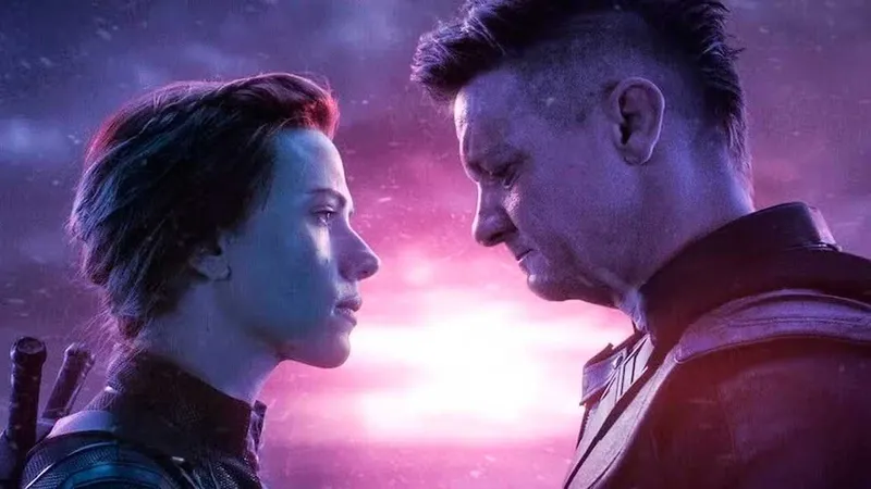 Scarlett Johansson tiene una espina clavada con Jeremy Renner tras 'Vengadores': "Me hubiera gustado ver más sobre eso"