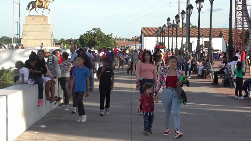 Agosto se despidió con sabor y alegría! Familias disfrutaron del Puerto Salvador Allende