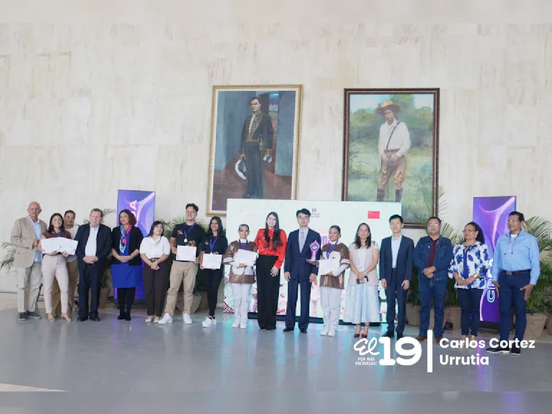 Premian a ganadores del Concurso Nacional de Danza