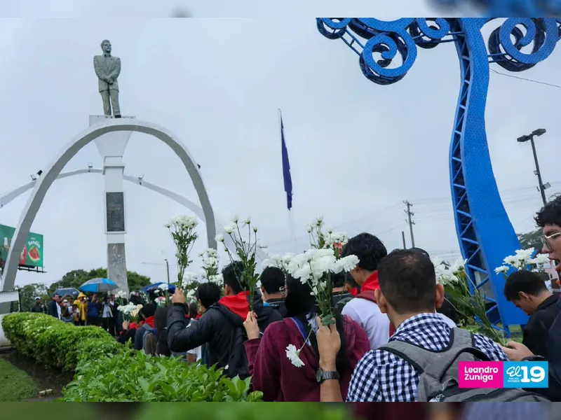Juventud Sandinista rinde homenaje al Héroe Nacional Rigoberto López Pérez
