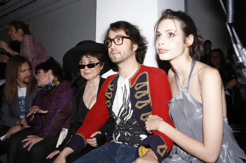 Sean Ono Lennon anuncia el nacimiento de su hijo Aurelius, primer nieto de Yoko Ono y John Lennon