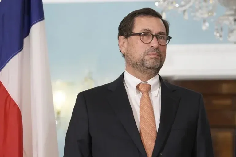 Chile ordena cierre de su representación diplomática en Teherán