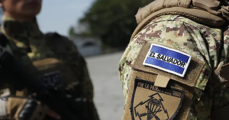 El Salvador envía fuerzas especiales a Haití para rescatar a cuatro militares secuestrados, según medios