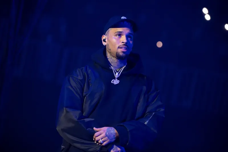 Chris Brown fue condenado a ocho meses de prisión en suspenso