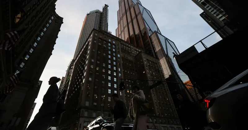 JPMorgan eleva su meta para el S&P 500 a 7.800 puntos por la IA y crecimiento de ganancias