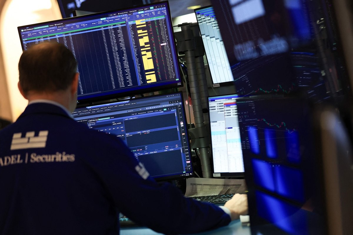 Peso y Bolsa avanzan al ritmo de Wall Street