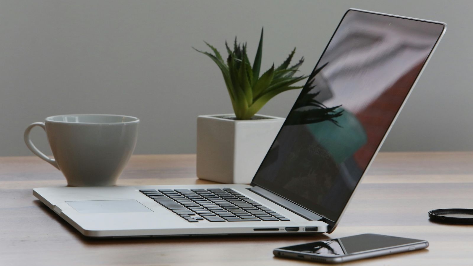 El MacBook más barato de la historia podría lanzarse este 2025
