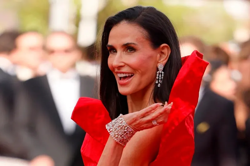 Demi Moore abre debate en Cannes con su opinión sobre la IA en el cine: “Es una batalla perdida”