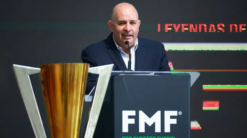 Los equipos de la Liga MX le dieron la espalda a 13 mil millones de dólares, reveló la “Bomba” Rodríguez