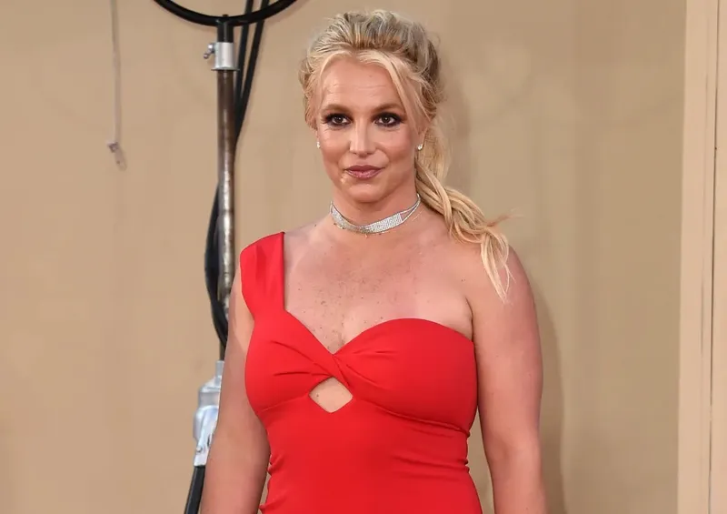 Relatan que Britney Spears asustó a comensales con gritos y cuchillos en un restaurante de Los Ángeles