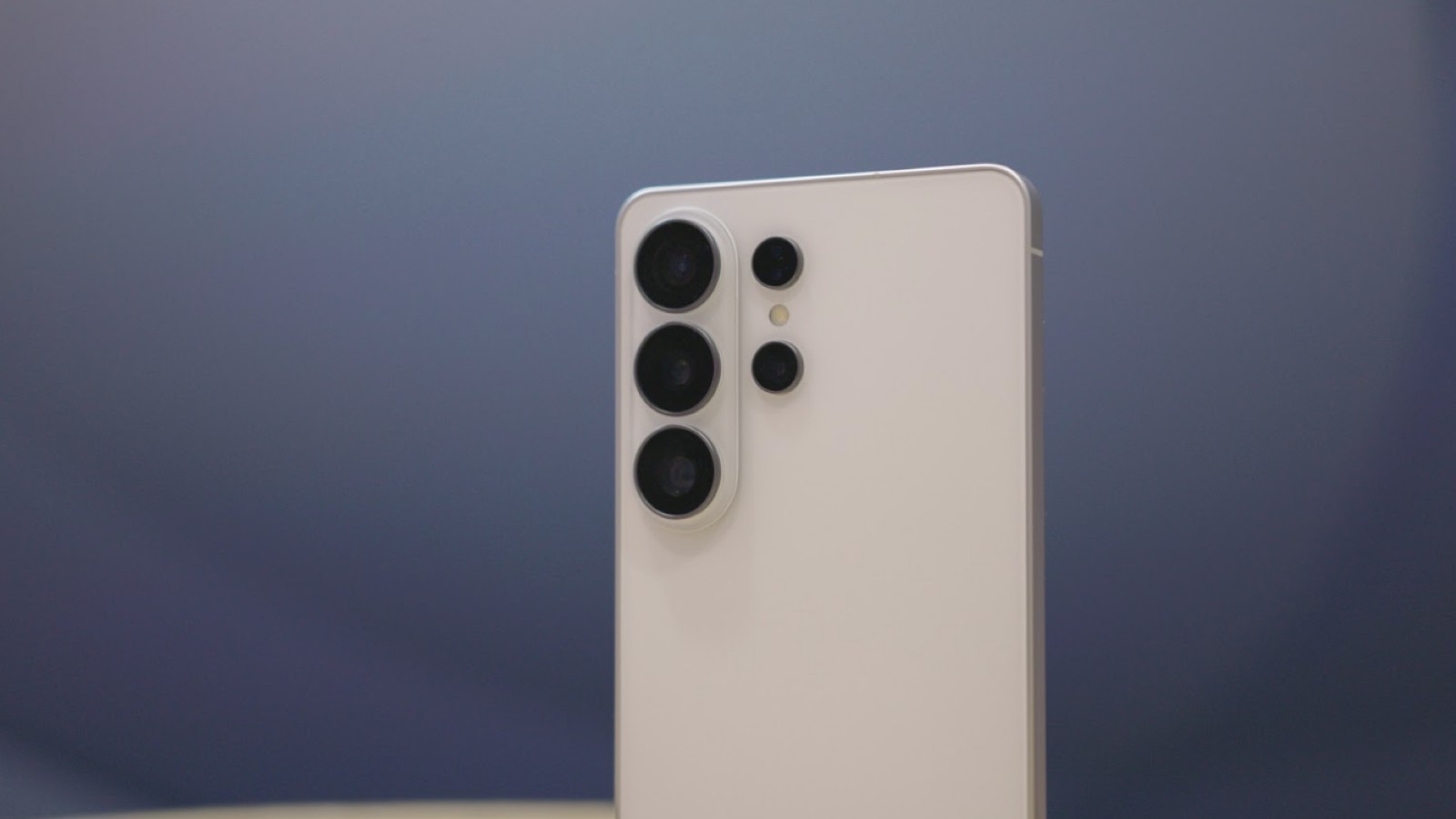 Encontramos el Samsung Galaxy S26 Ultra más barato para que dejes de dar vueltas por mil tiendas