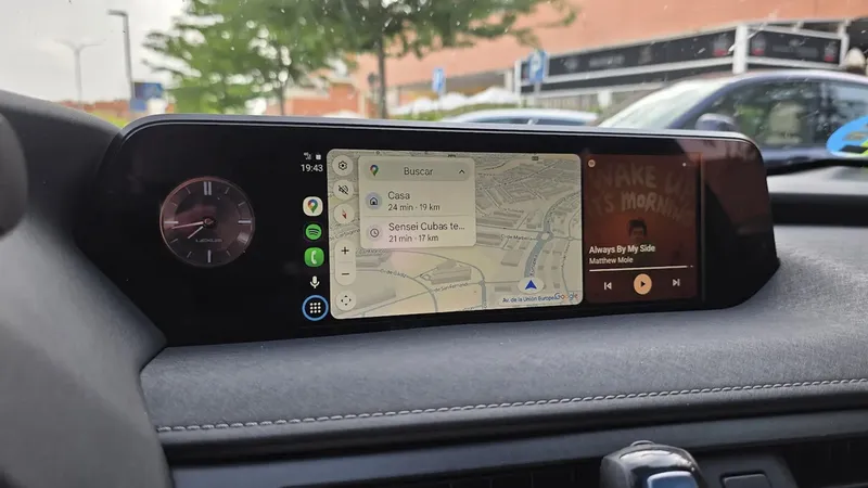 Gemini en Android Auto está frustrando a los usuarios, pero hay un remedio