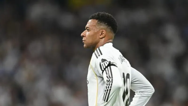 Mbappé y Vinicius, señalados por la grada