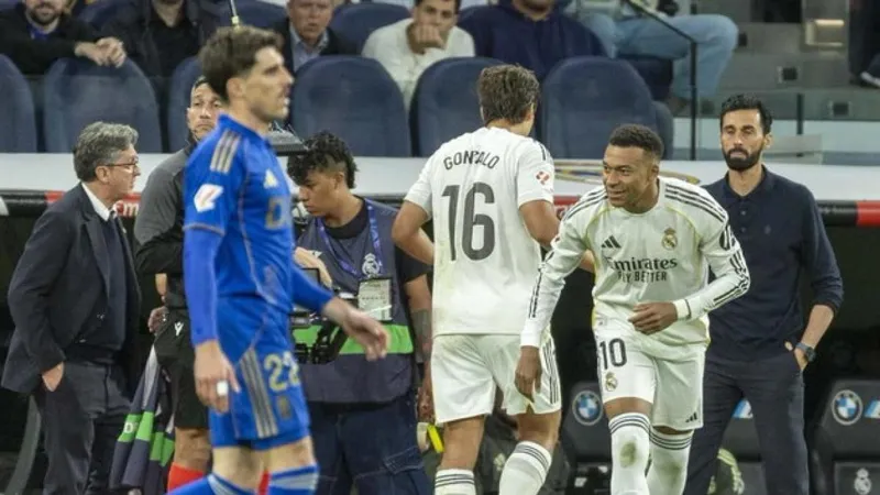 Así estalló la guerra civil en el Real Madrid