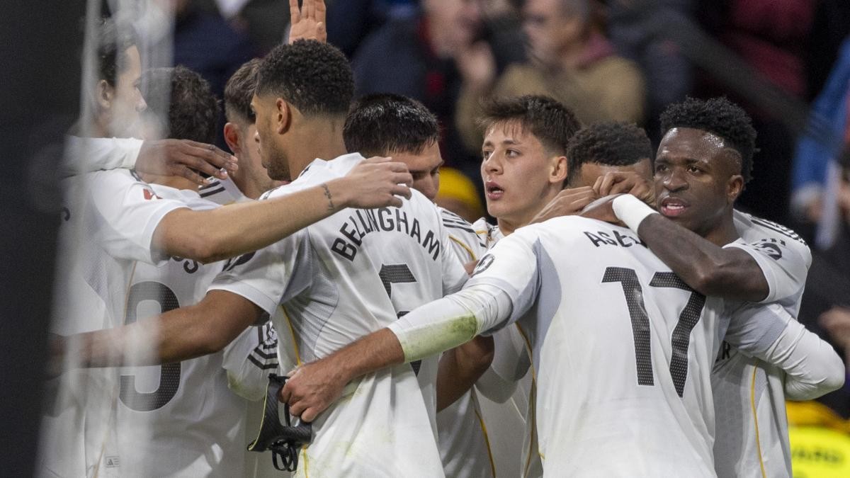 El Real Madrid calma la bronca de la afición con un triunfo ante el Levante