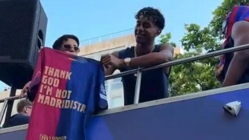 Lamine Yamal y Fermín lucieron mensajes antimadridistas